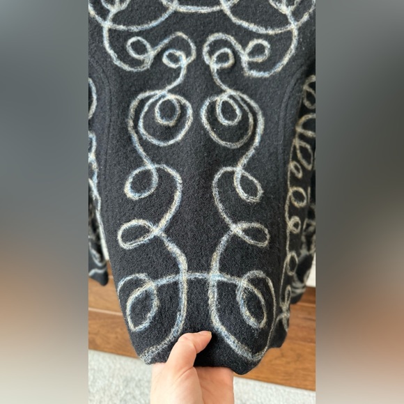 Super unique Carol Little cardigan blazers %100 wool with beautiful swirl design - Picture 3 of 8